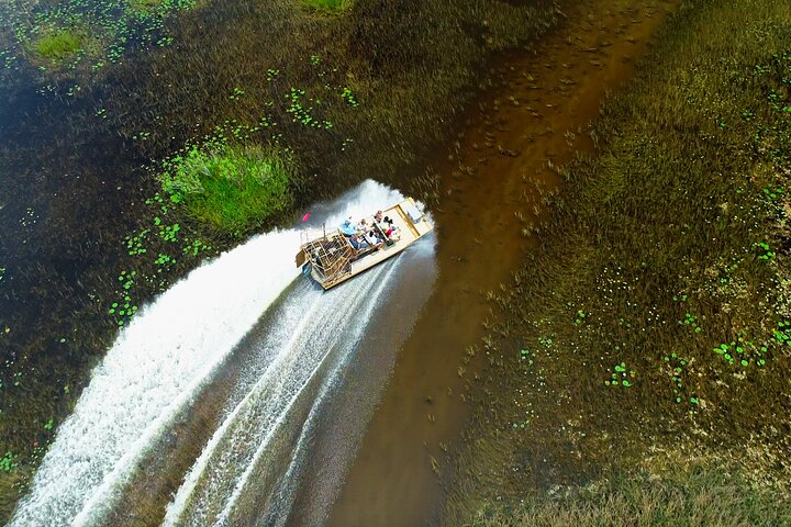 60 min. Everglades Airboat ride & pick-up ,small group +pro guide