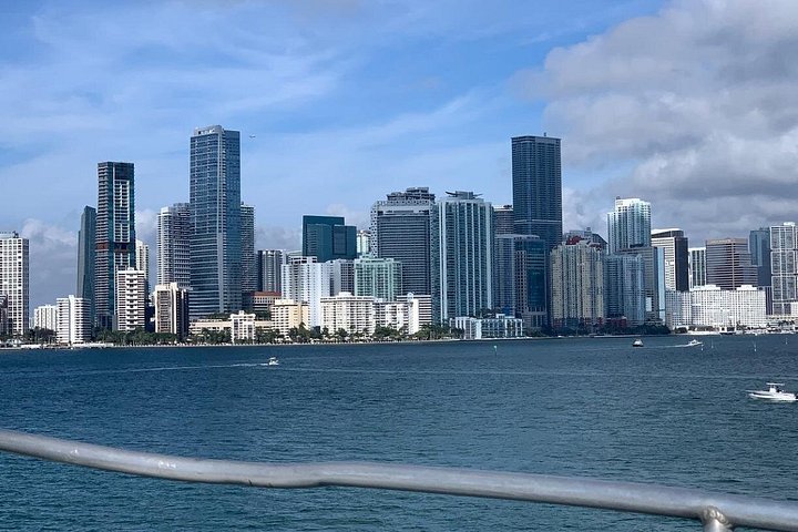 City Half Day Tour of Miami by Bus with Sightseeing Cruise photo 4