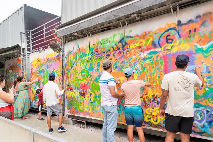 Direct Entry: Wynwood Walls & Spray Painting Experience photo 2