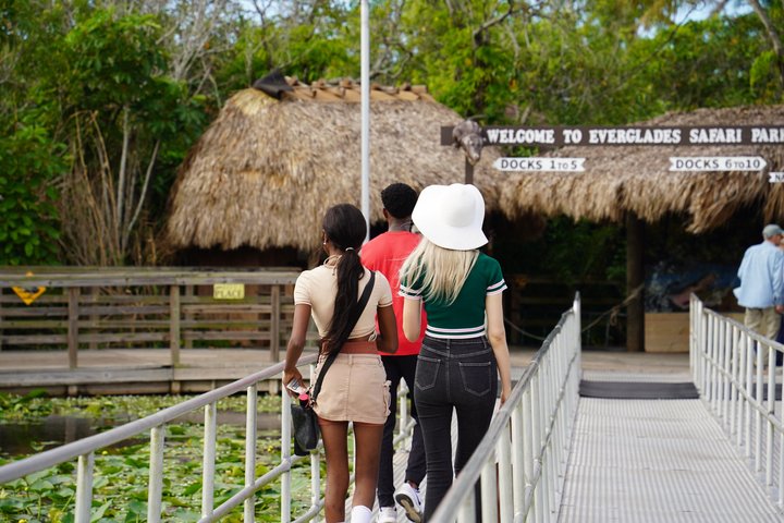 Everglades Express From Miami with Safari Airboat Ride photo 3