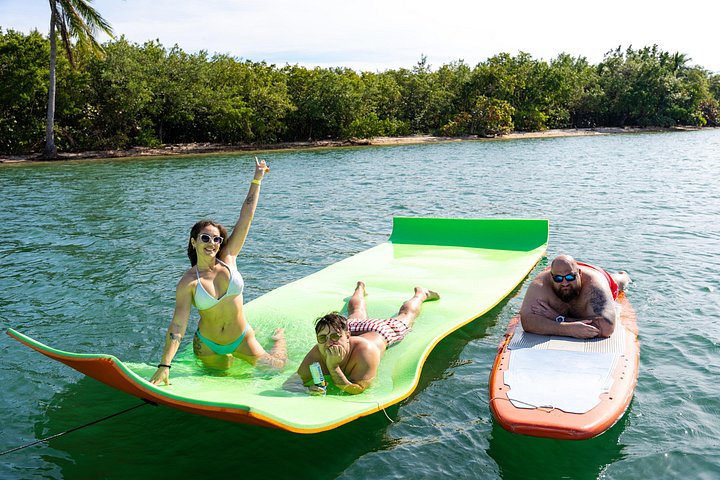 Explore Miami on a beautiful 45' Yacht photo 2