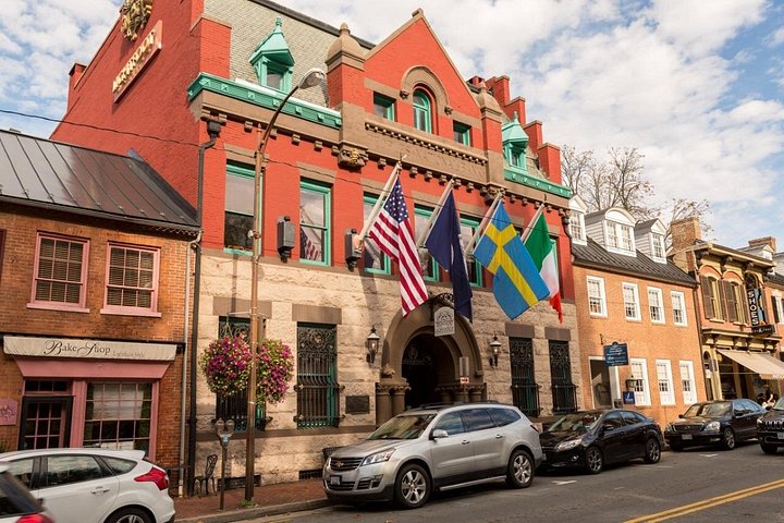 Historic Leesburg Guided Walking Tour photo 2