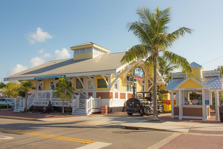 Key West Day Trip from Miami: Scenic Drive & Free Time photo 4