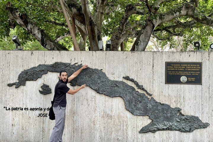 Little Havana Cultural and Tasting Tour photo 2