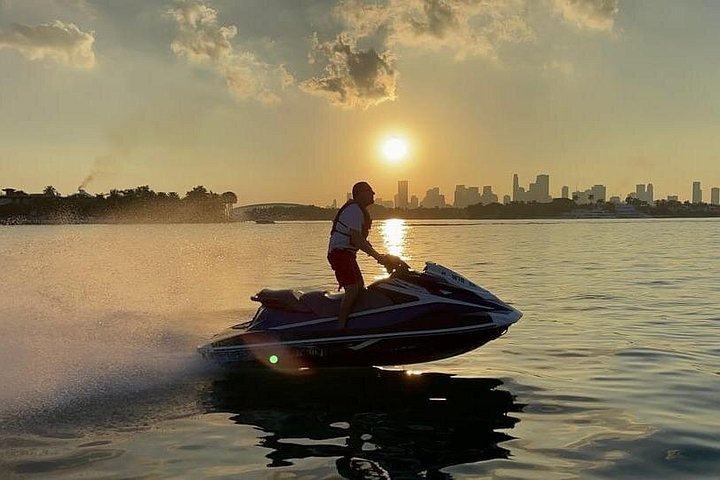 Miami Beach Jet Ski Rental with Boat Ride photo 4