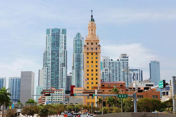 Miami Beaches Self-Guided Driving Audio Tour photo 4