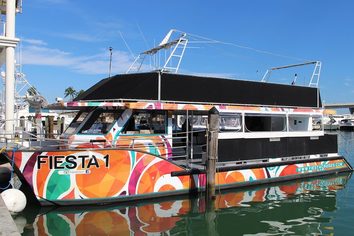Miami Boat Tour of Celebrity Homes photo 4