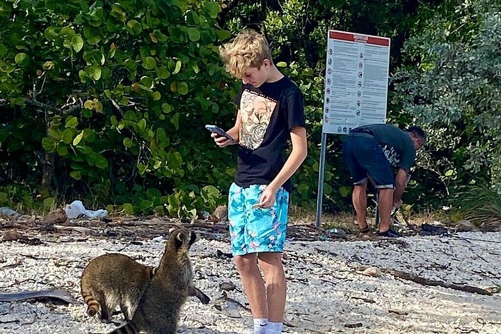 Miami Boat Tour to Raccoon Island and Sandbar (Private 2 or 4 Hr) photo 2