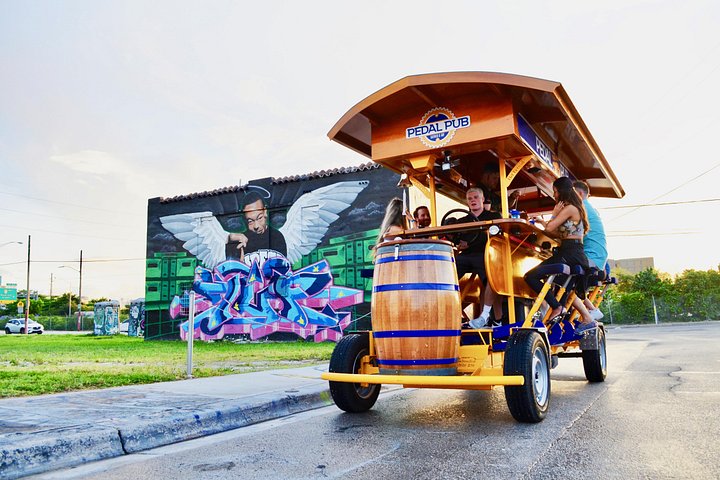 Miami Pedal Pub: Wynwood Arts District Party Bike Pub Crawl photo 2