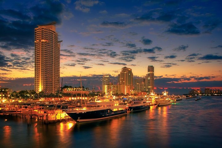 Miami Skyline Cruise with Biscayne Bay Views photo 4
