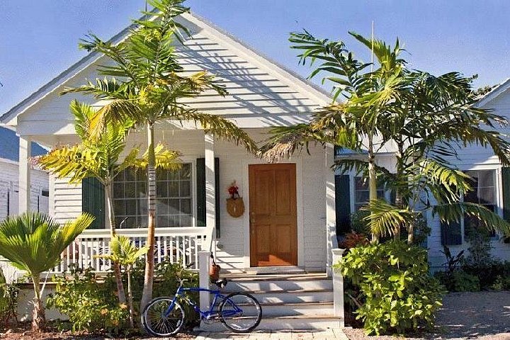 Miami to Key West Day Trip with Boat Activities photo 4