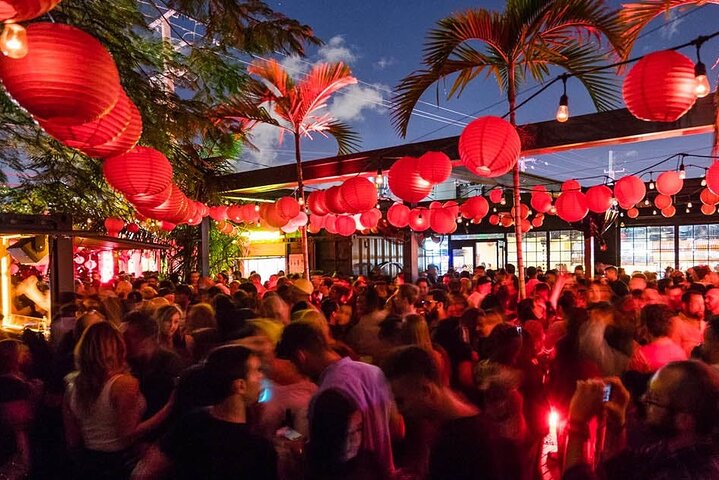 Miami Wynwood Pub Crawl: Complimentary Drinks & Club Entry photo 4