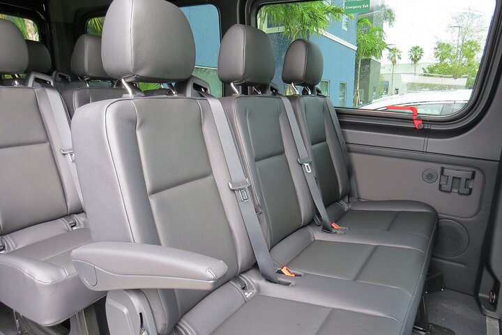 Private Transfer from Miami Airport to Hotel or Port Miami. Van. photo 4