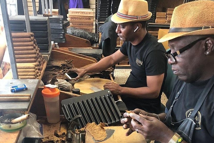 Rum & Cigar Tour With An Expert In Little Havana photo 3