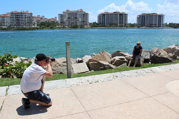 Small-Group Miami City and Speedboat Tour & Hotel Pick-up photo 3