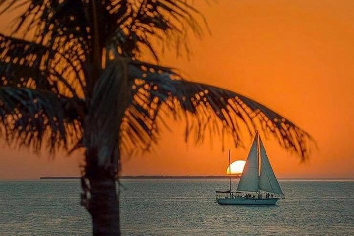 Sunset Sail in Key West with Beverages Included photo 3