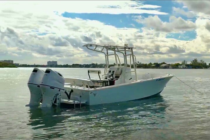 The Ultimate 4-Hour Miami Charter: Exclusive Views & Tropical Fun photo 4