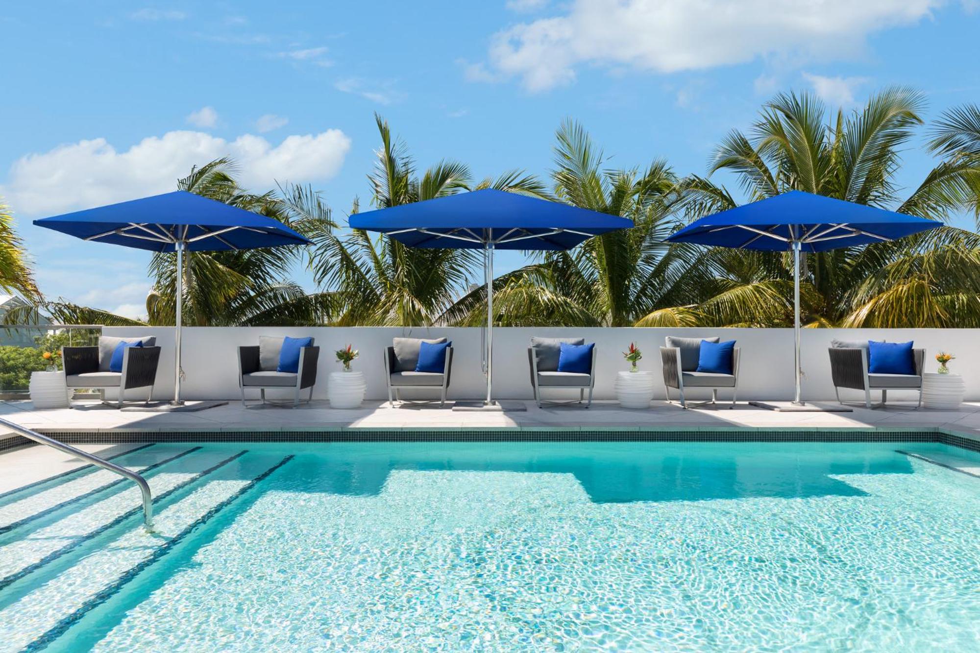 H2O Suites- Adults Only photo 5