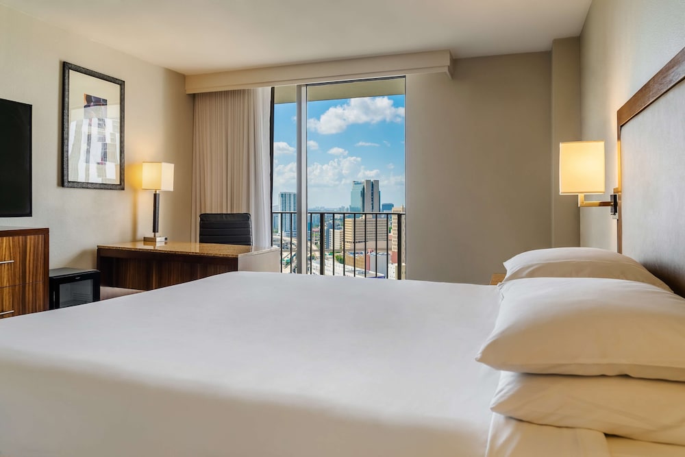 Hyatt Regency Miami photo 2