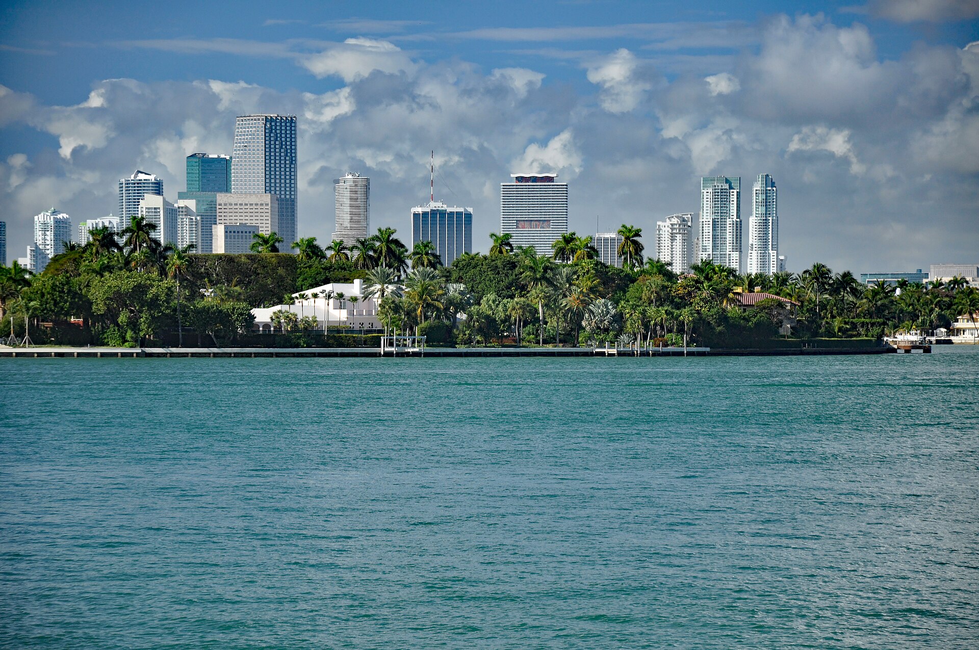 Miami skyline rising over Biscayne Bay, a first look when planning your trip