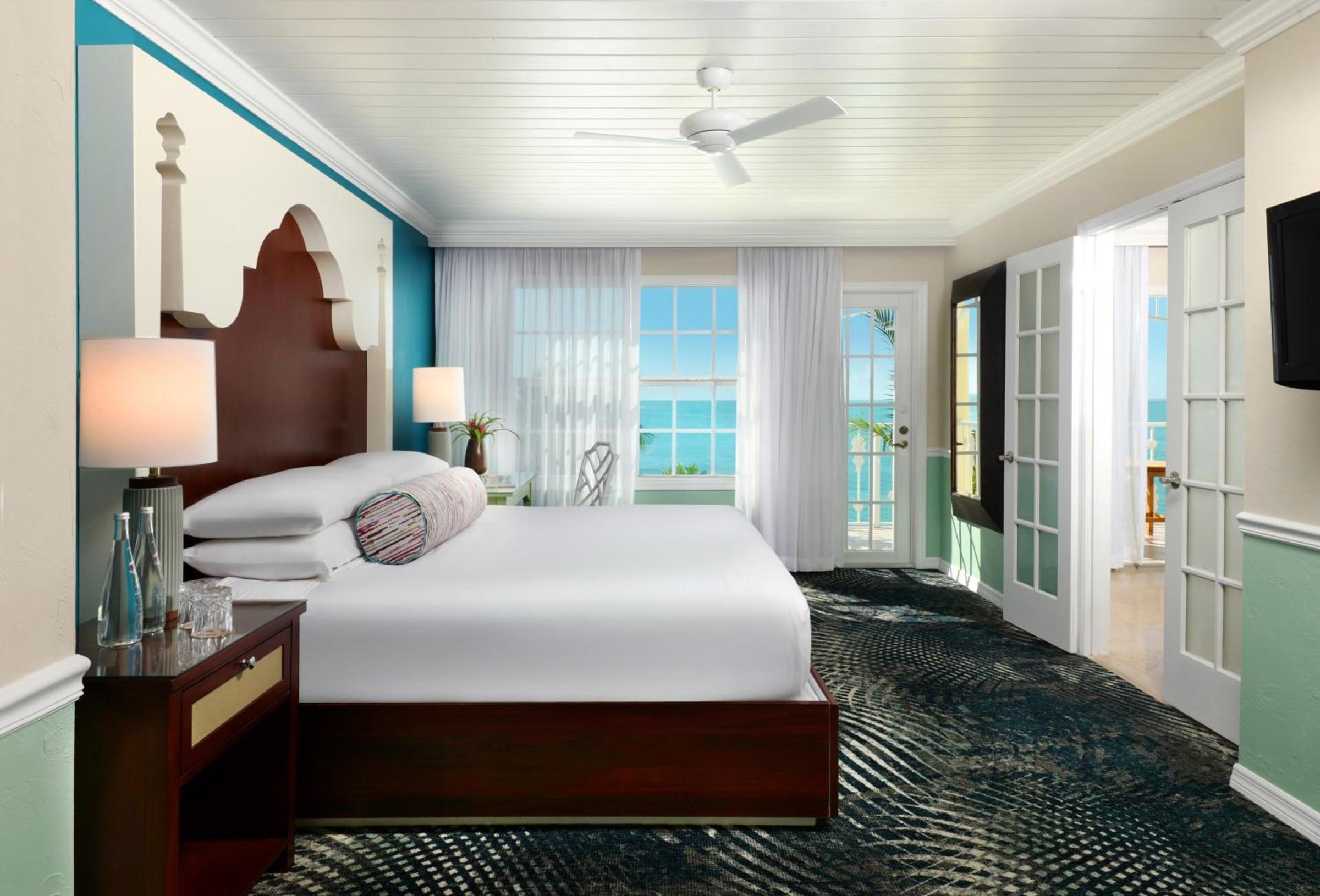 Ocean Key Resort & Spa, a Noble House Resort photo 5