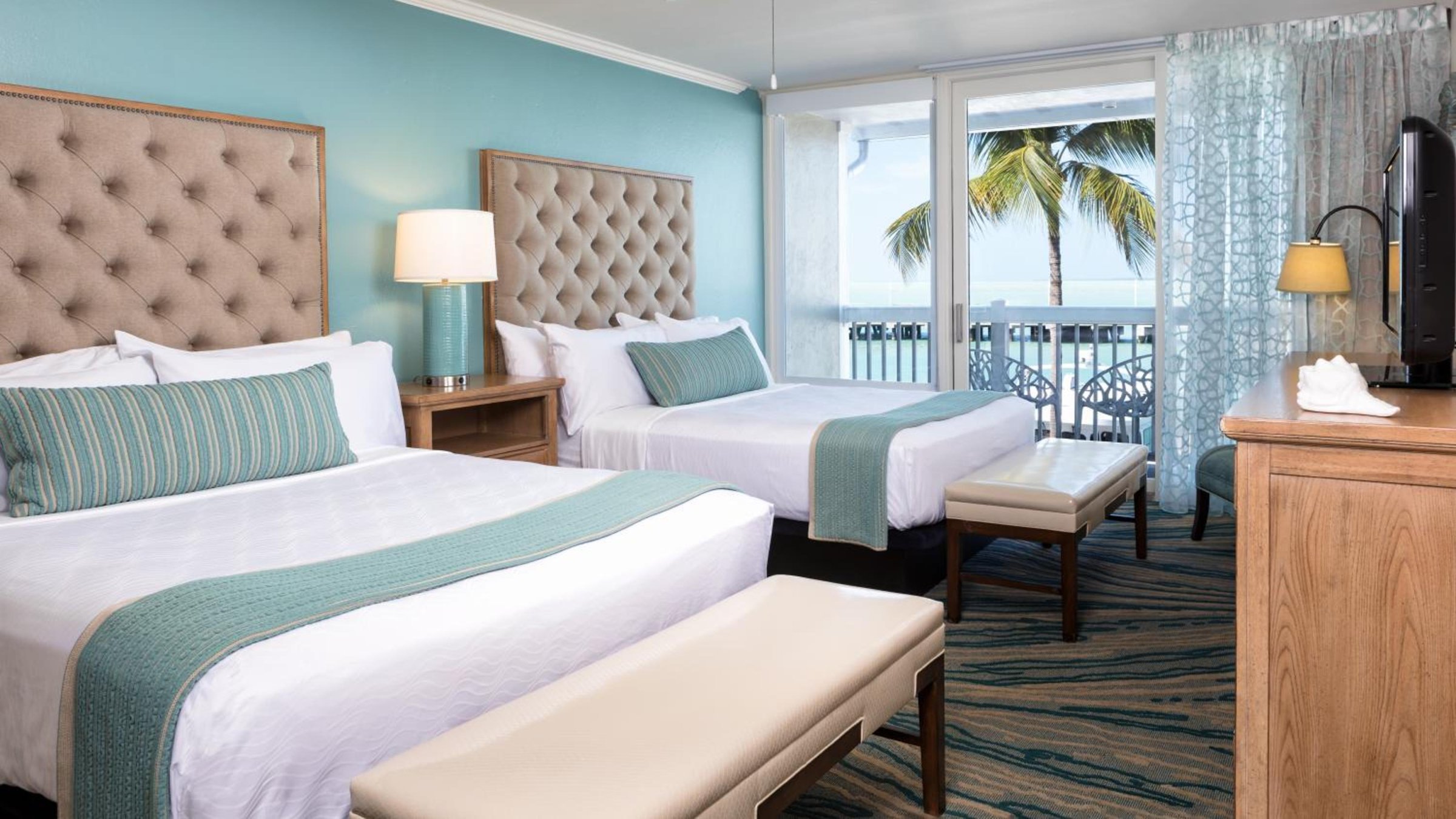 Opal Key Resort & Marina photo 2
