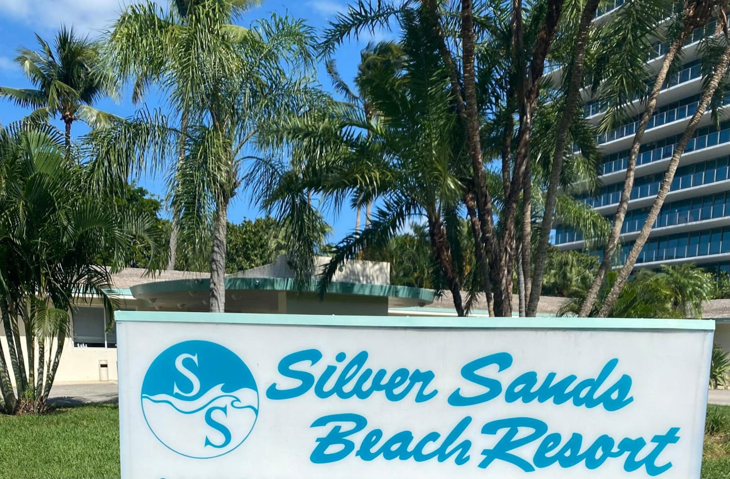 Silver Sands Beach Resort photo 5