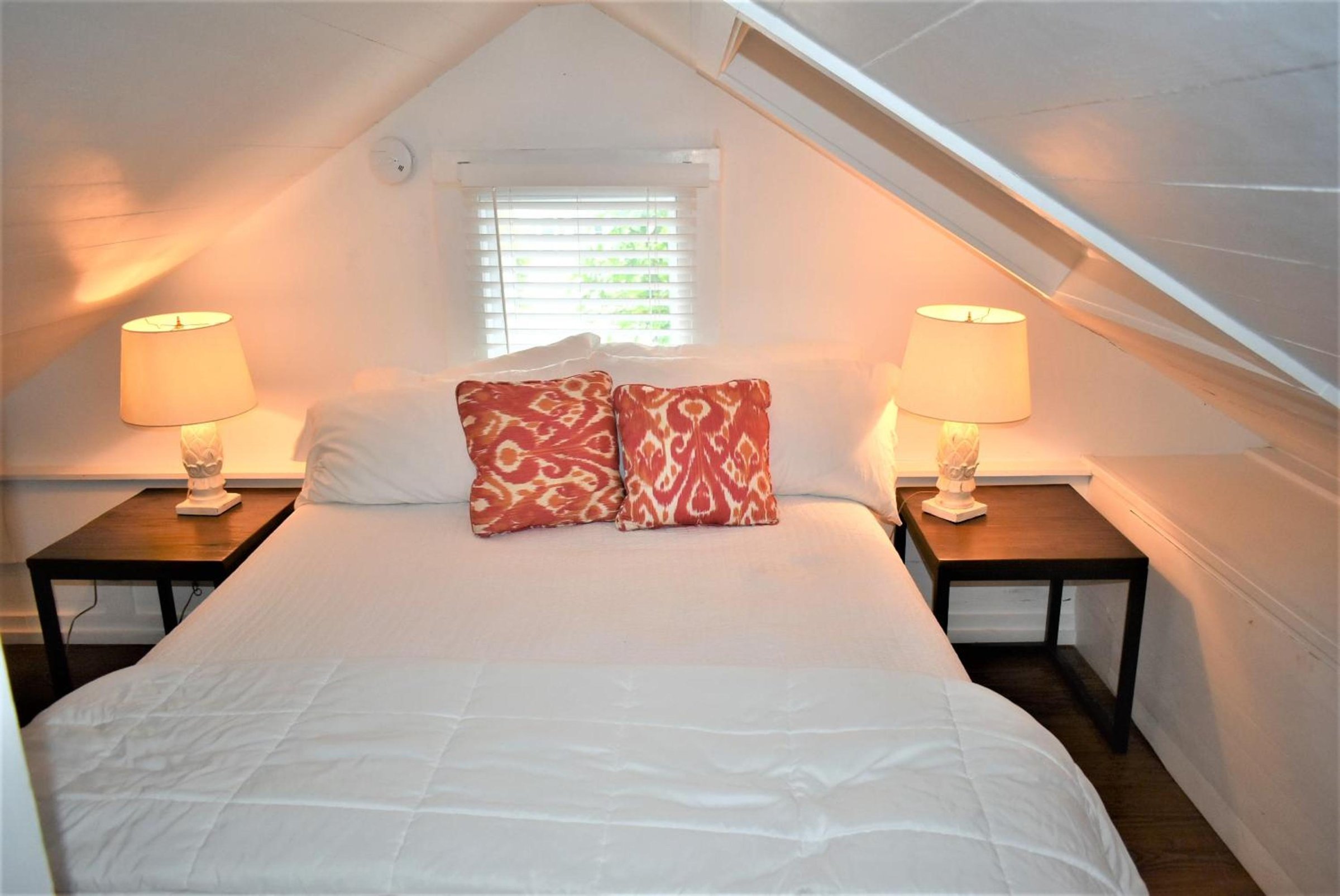 Simonton Court Historic Inn & Cottages photo 4