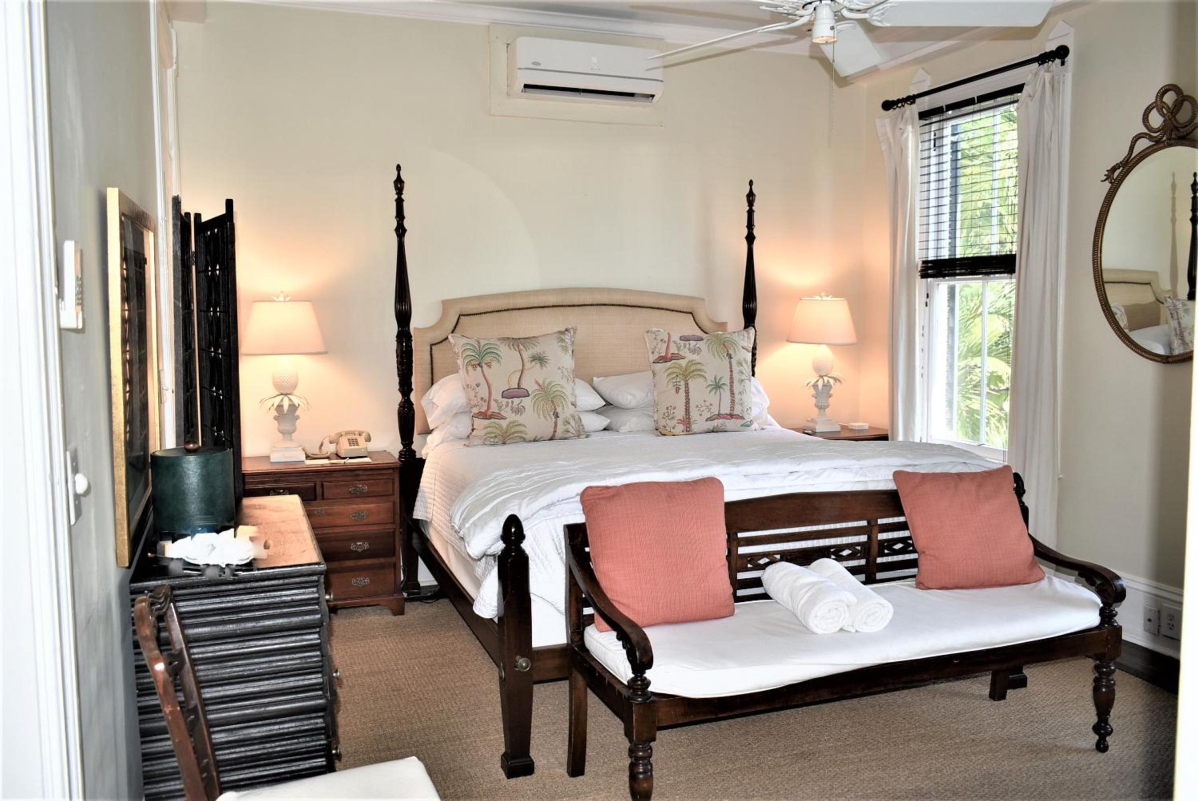 Simonton Court Historic Inn & Cottages photo 5
