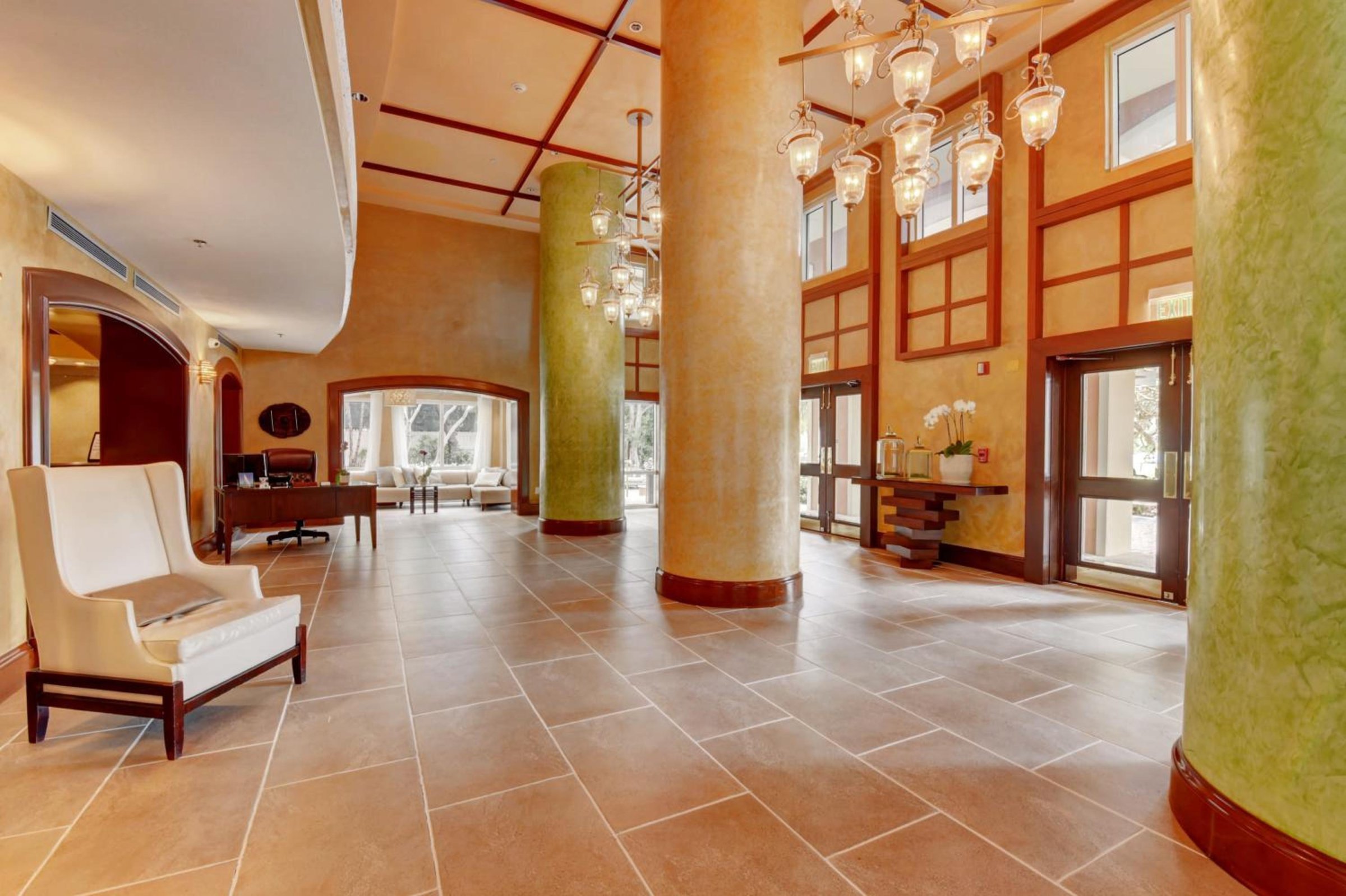 The Mutiny Luxury Suites Hotel photo 3